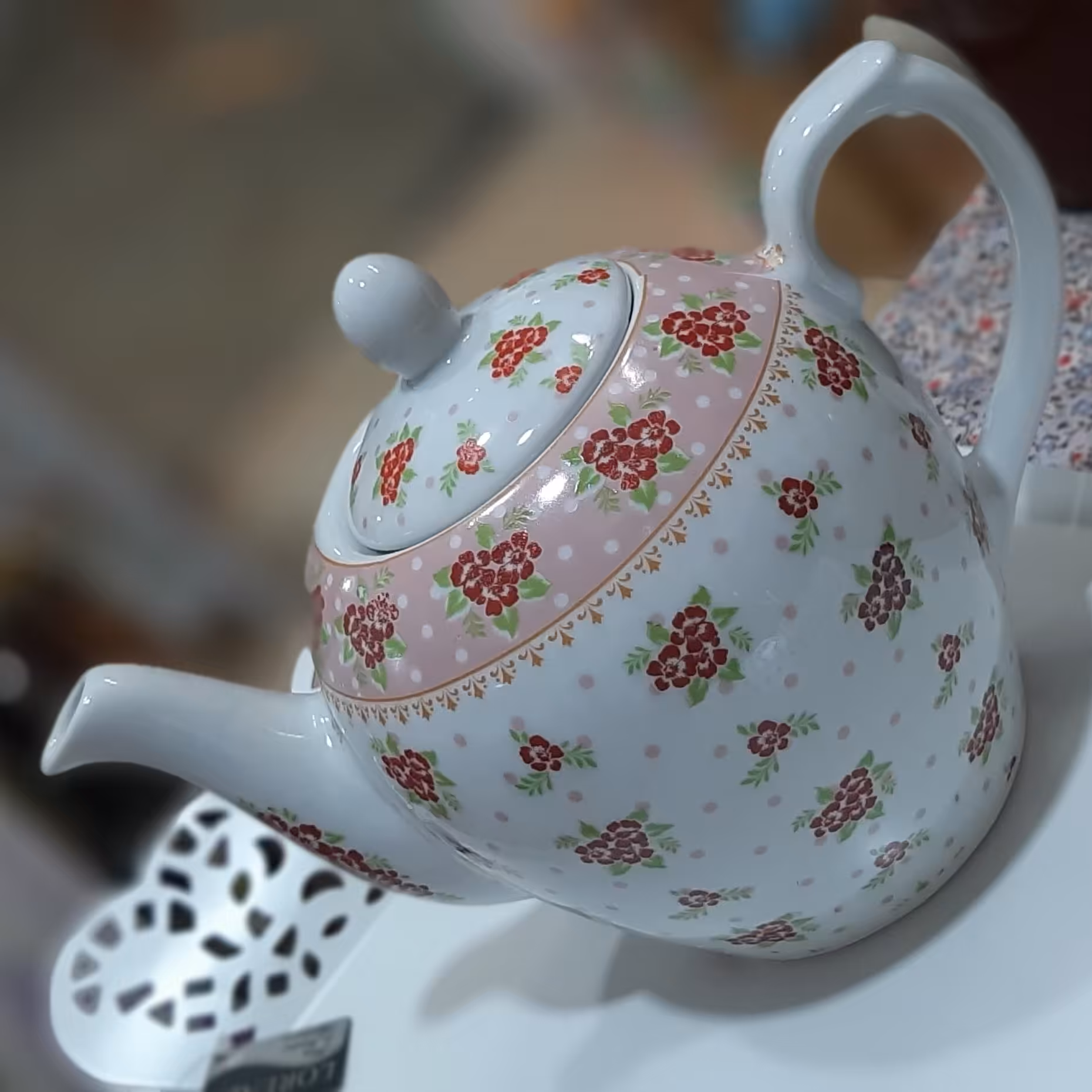 قوری چینی بزرگ