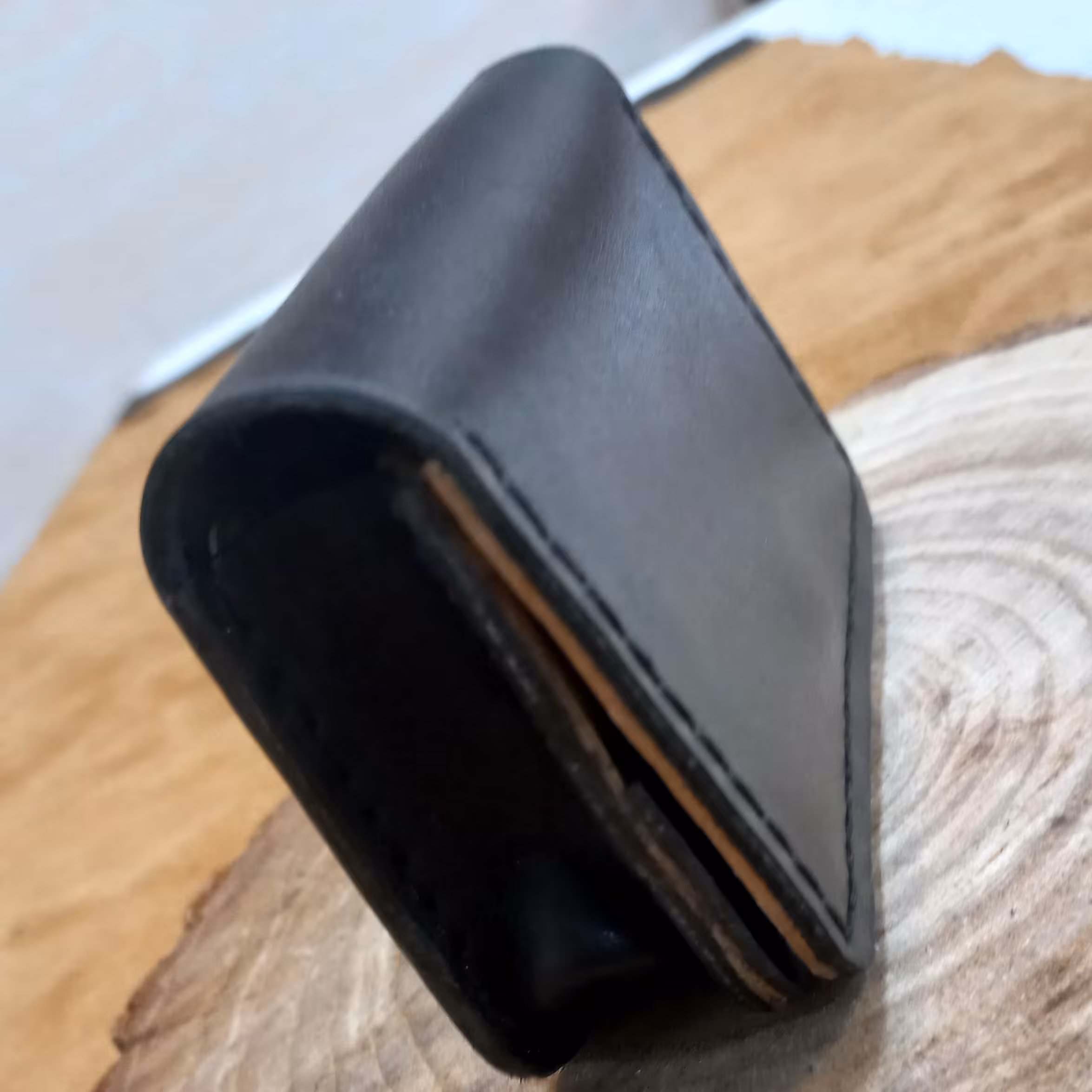 کیف پول چرم طبیعی دست دوز-کیف کارتی و پولی چرمی-کیف کوچک چرم طبیعی-قبل از ثبت سفارش حتما درباره ترکیب رنگش هماهنگ کنید