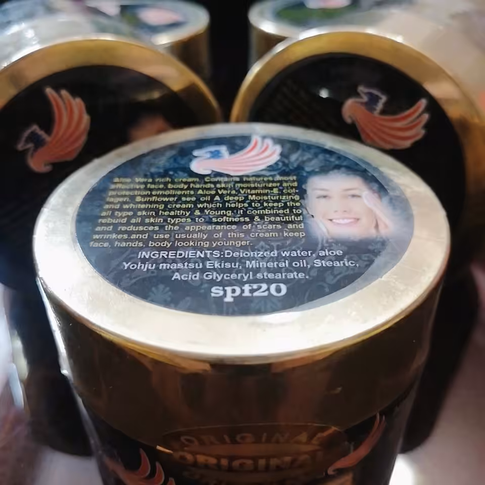 آبرسان آگوستا نمونه سر طلایی