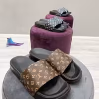 دمپایی وولف