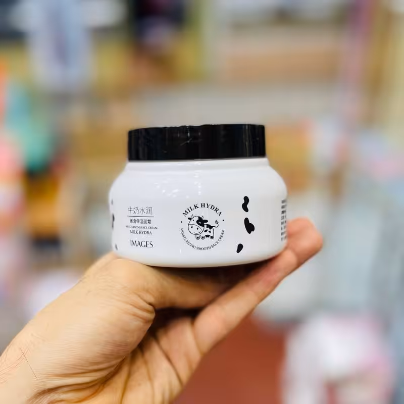 کرم آبرسان  و روشن کننده  شیر گاو ایمیجز 250 گرمی 