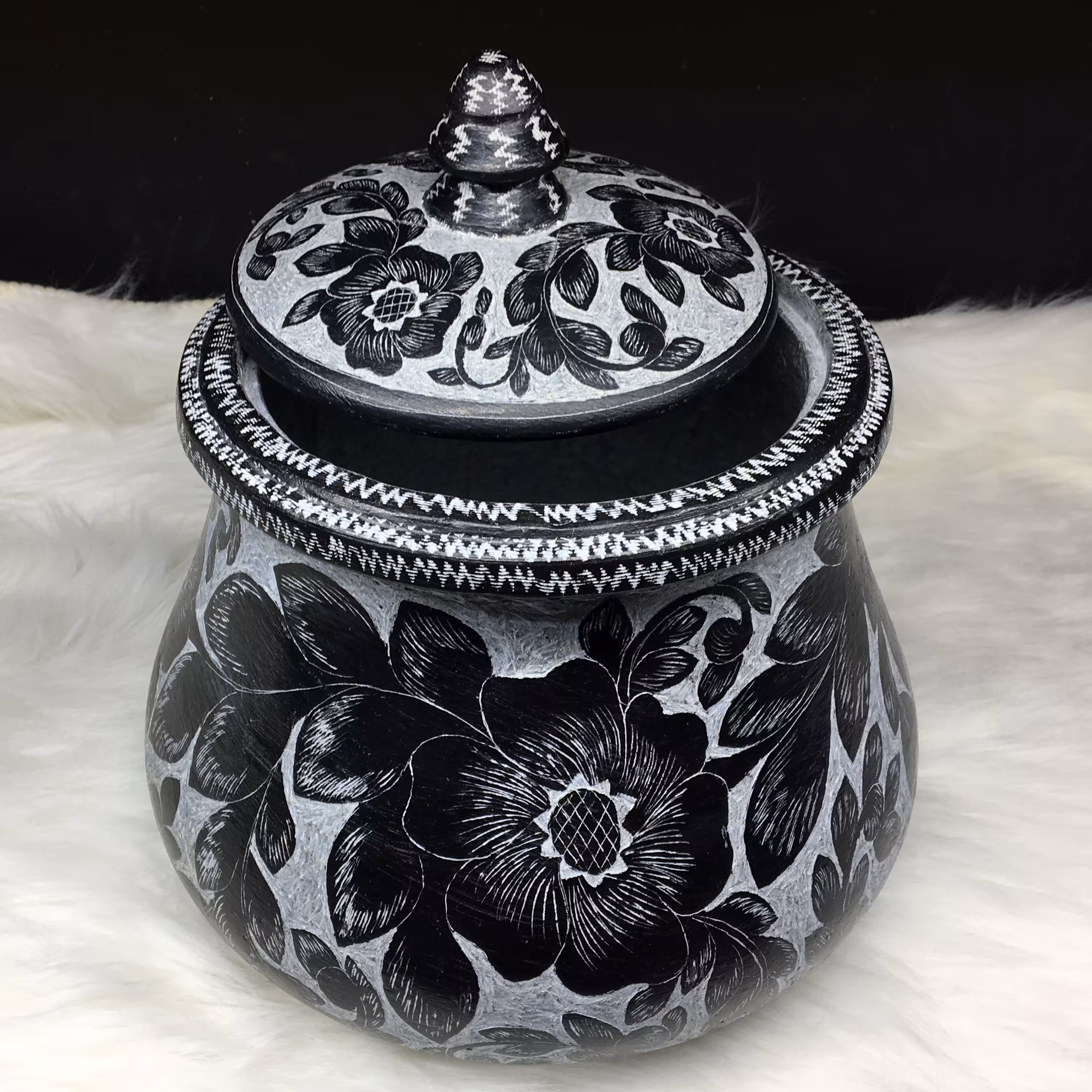 دیزی سنگی درباری طرح خطی مادر 12 نفره