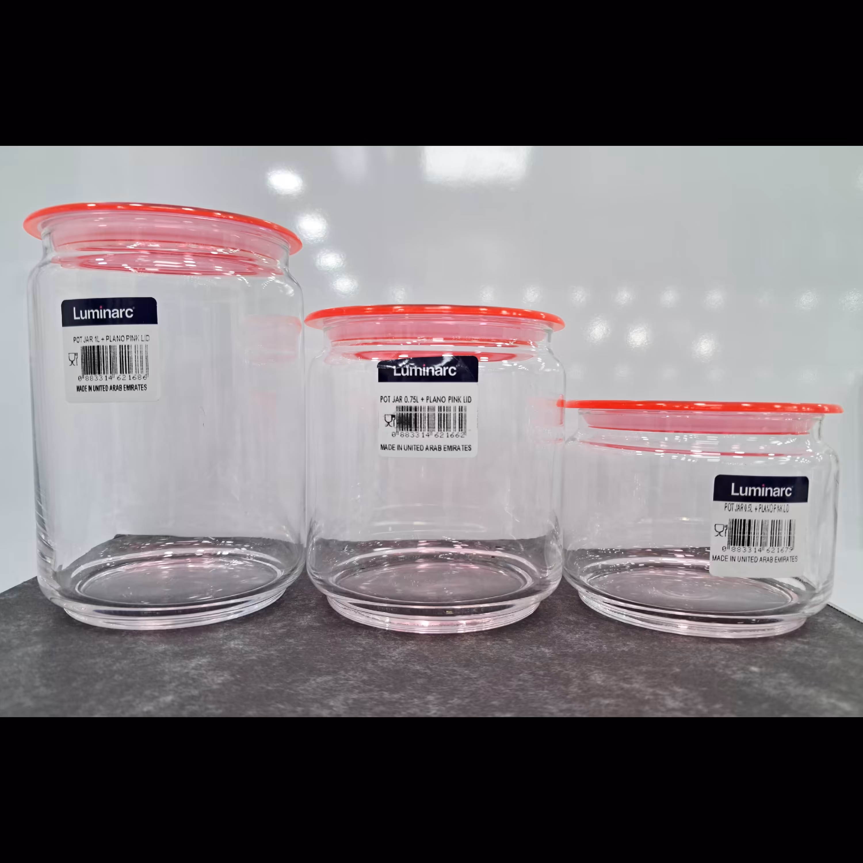 بانکه شیشه ای لومینارک در سه سایز  0.5  و 0.75 و یک لیتر 