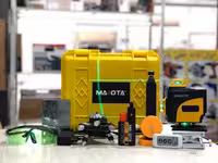 تراز لیزری مایوتا 4 بعدی پایه دار جعبه بزرگ مدل Maiiota 4D 16L