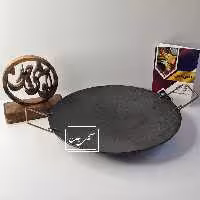 ساج چدنی 33 سانتی دسته دار (ساج نان پزی چدن خالص بدون روکش شیمیایی ساج روسی ظرف چدنی)