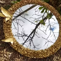 آیینه کریستالی