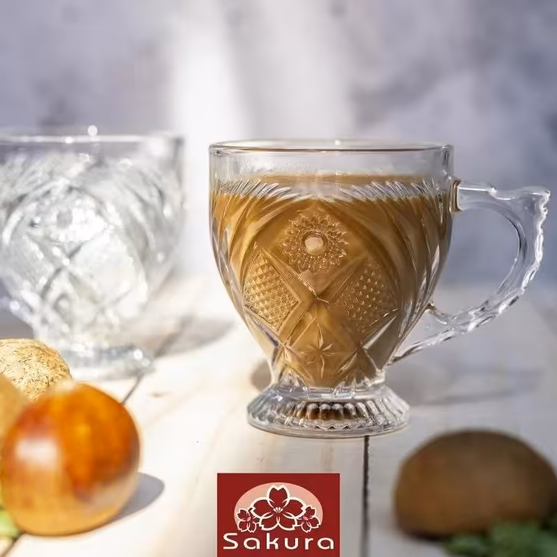 فنجان  آرامیس.محصولی از برند معتبر ساکورا.کیفیت عالی .شفاف.خوش دست .مقاون در برابر آبجوش وآب سرد