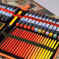 کیف مدادوماژیک (گرافیک) 