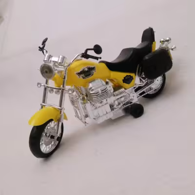 موتور هارلی درج توی وکیوم قدرتی اسباب بازی دیویدسون رنگ زرد