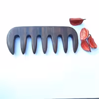 شانه چوبی دندانه فوق درشت با چوب گردو یک تیکه قطر یکسانت دستساز تولیدی چوبکده بیدسفید