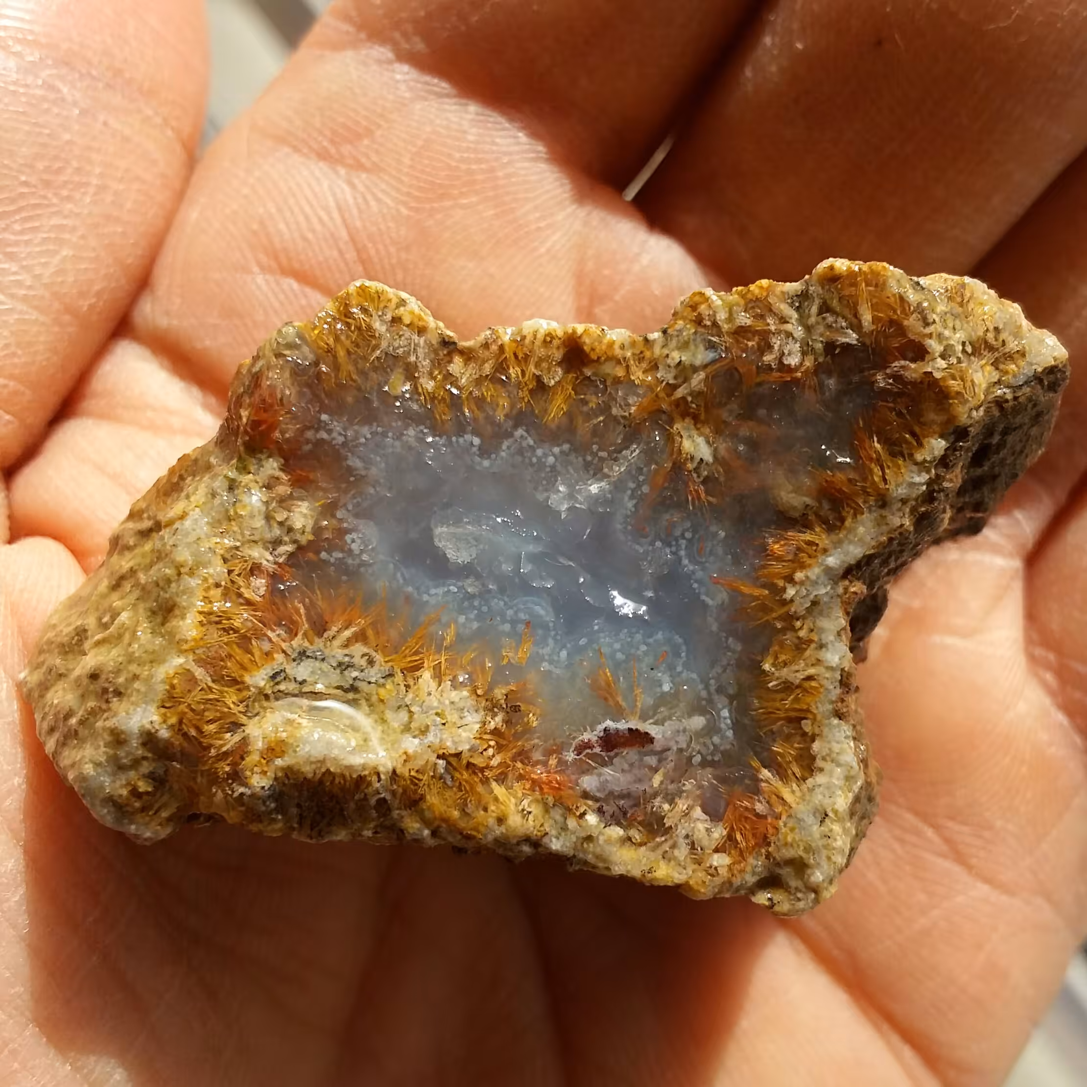 سنگ راف عقیق مویی تکرار نشدنی محشر 100درصد طبیعی خاص بی نظییییییر زیبا