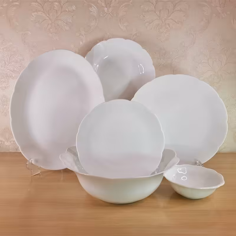 سرویس غذاخوری 26 پارچه مقصود نیلوفری سفید ساده