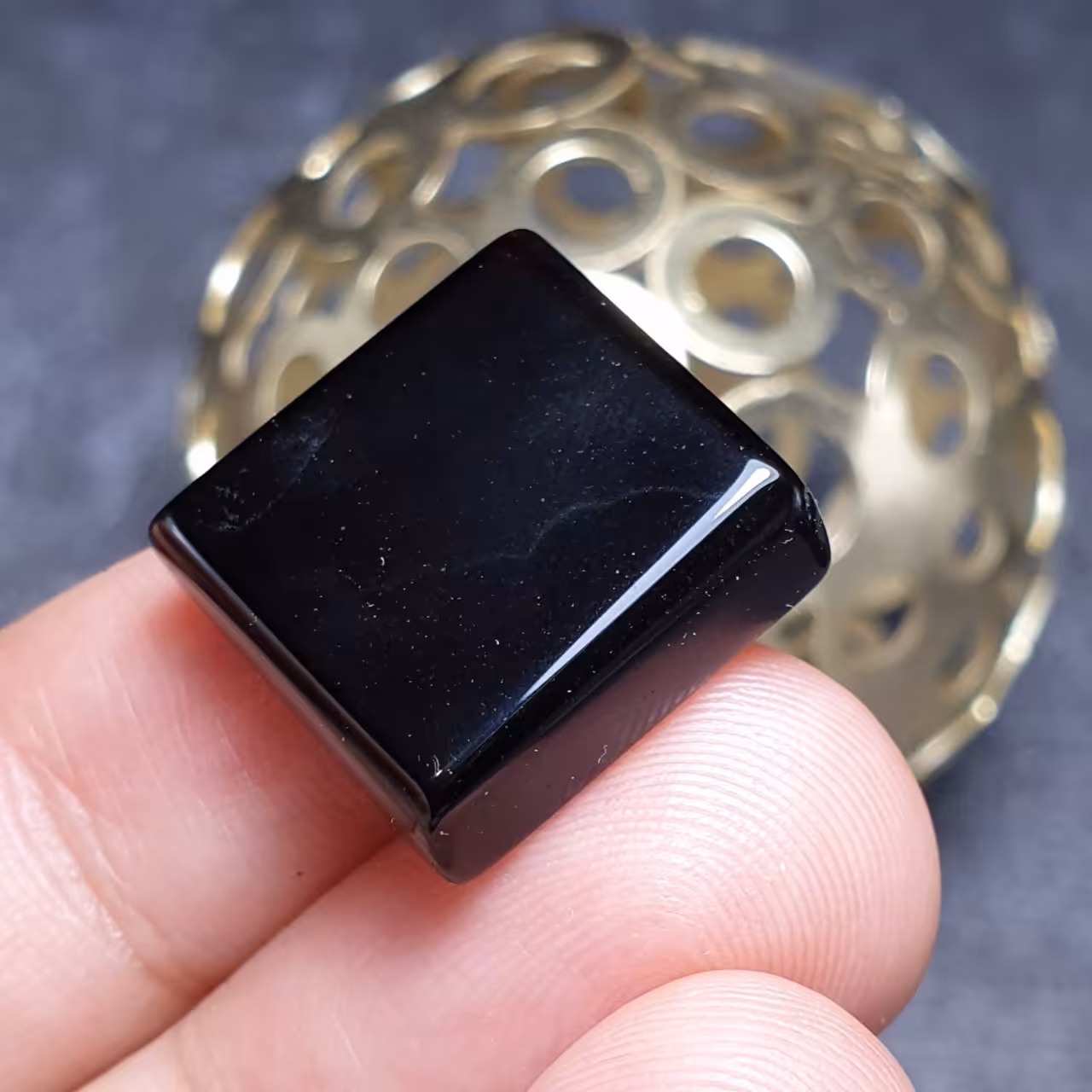  نگین زیبای سنگ عقیق شفت العبد معدنی خراسانی
کد 28802
