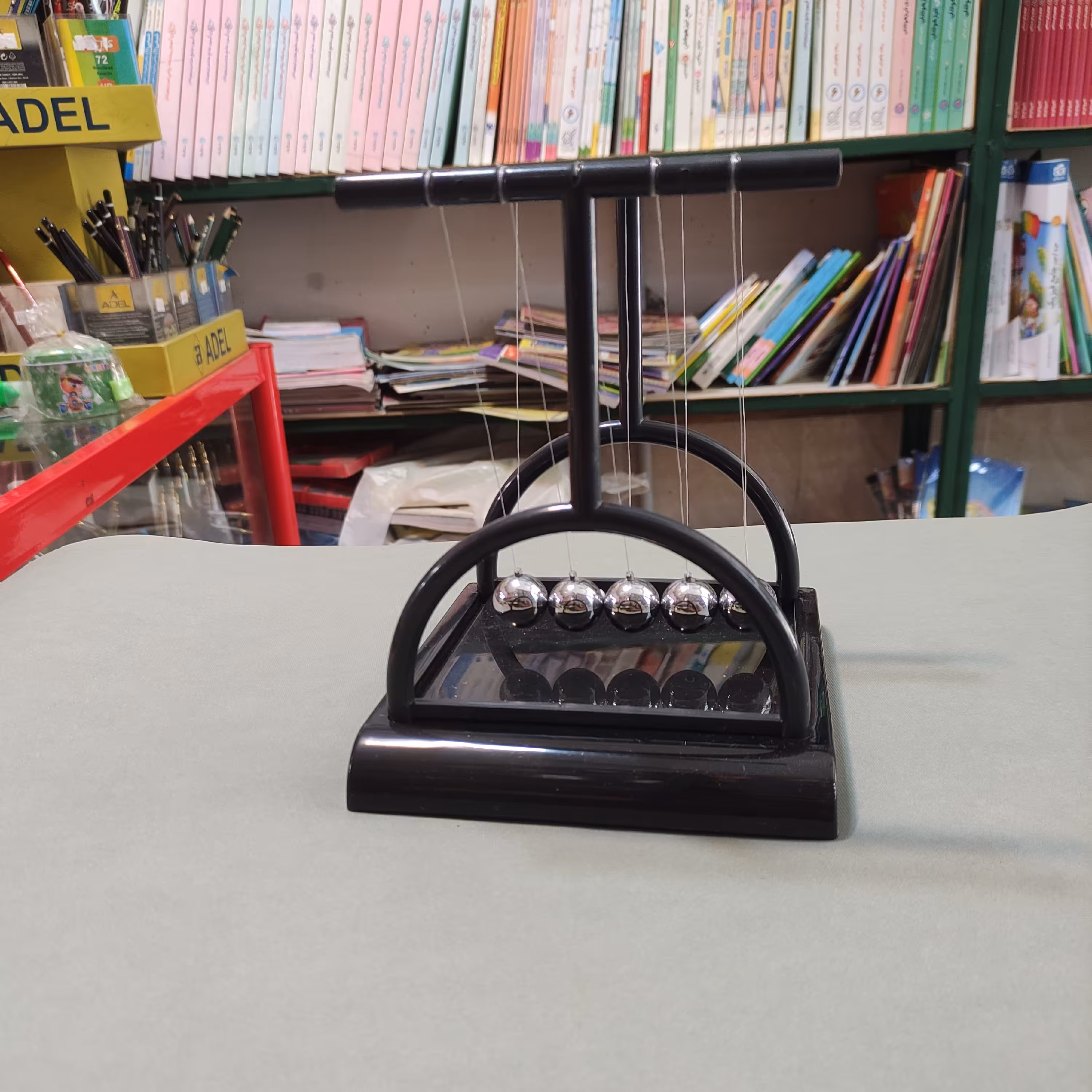 آونگ نیوتون مدل حلالی