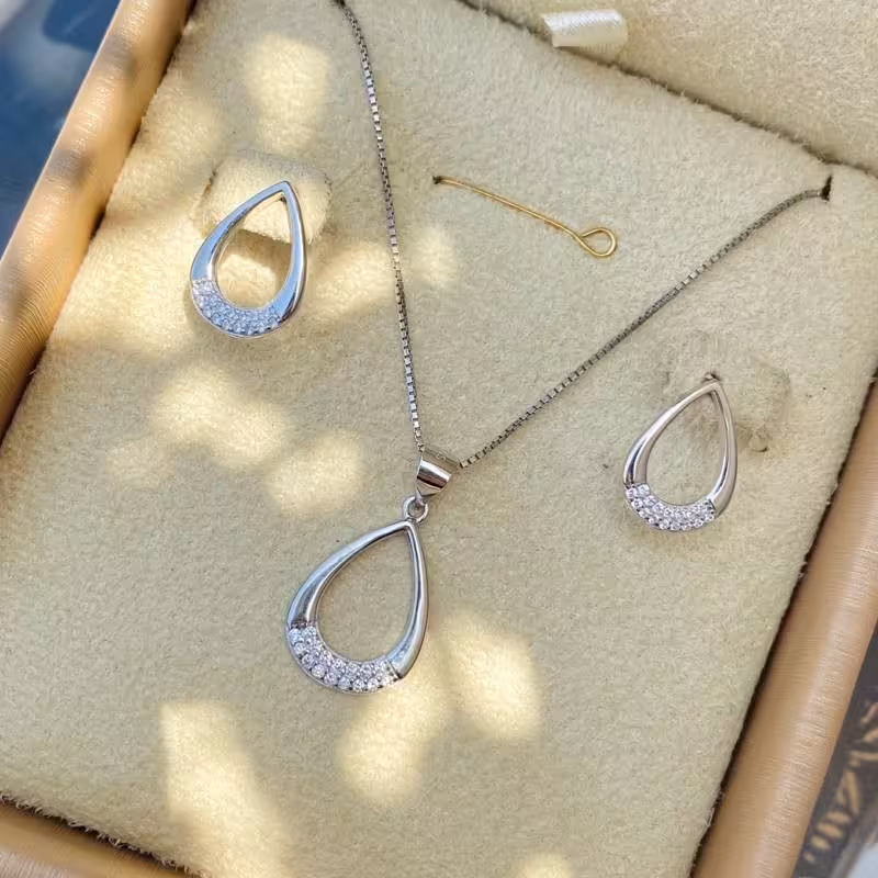 نیمست نقره زنانه با روکش طلا سفید  کد 43