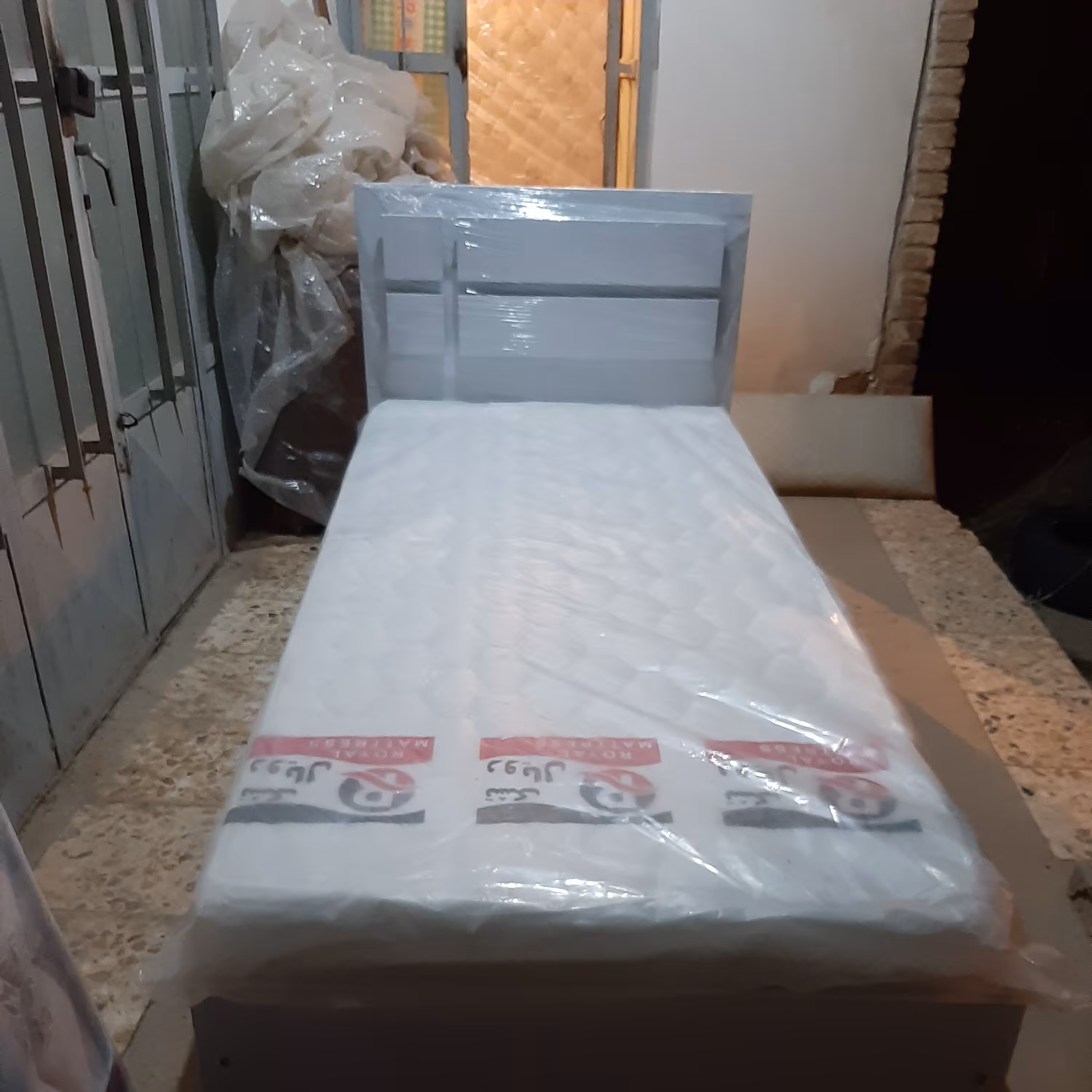 تخت خواب یک نفره و دونفره