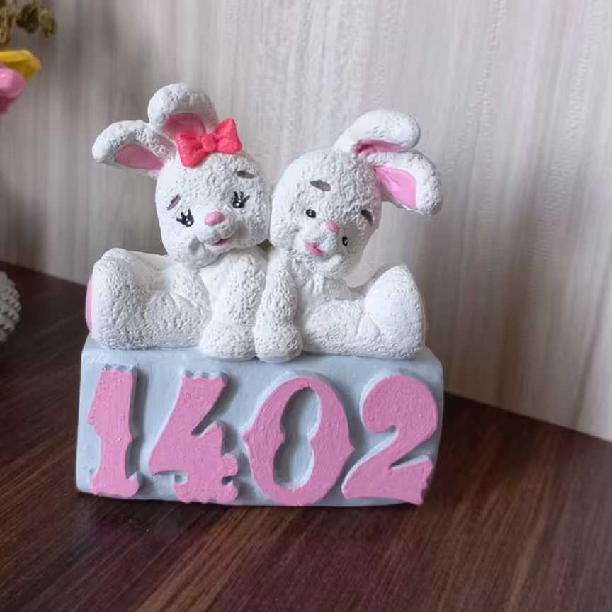 استند خرگوش سال 1402 نماد سال جدید