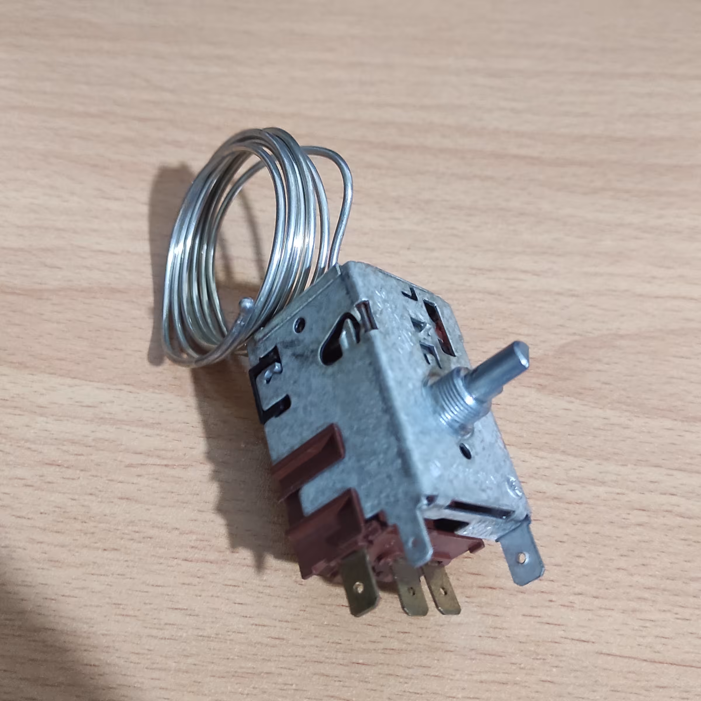 ترموستات فریزری 0023 سوری سان