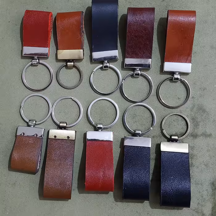 جاکلیدی استیل کتابی با چرم گاوی اصل حلقه استیل 