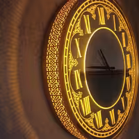 ساعت دیواری چراغ خوابی 