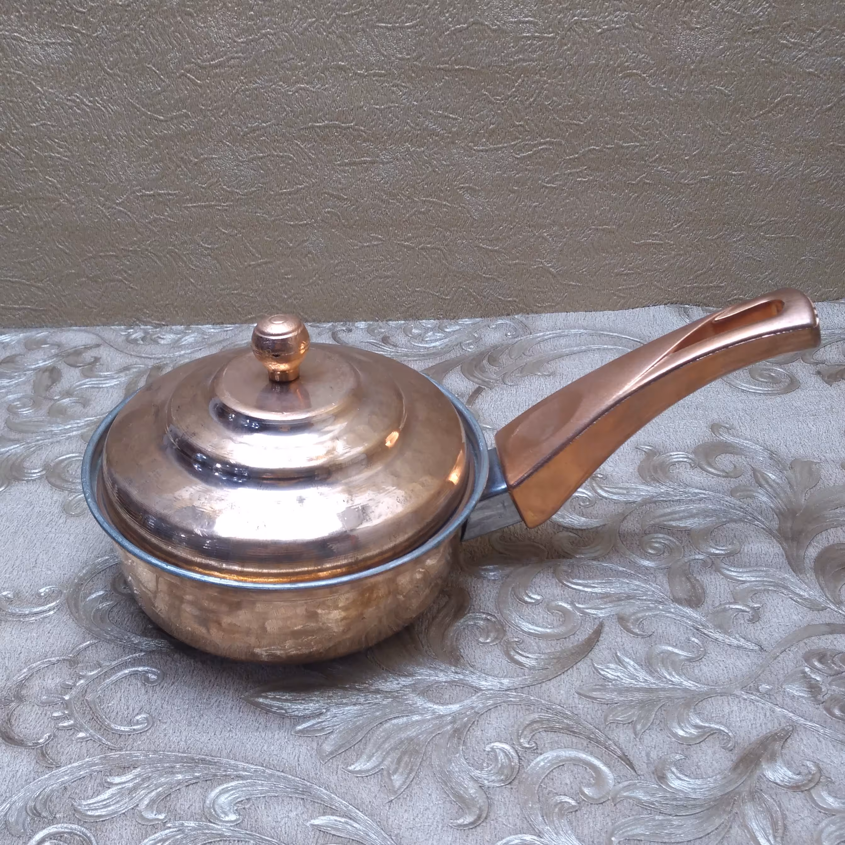 ماهی تابه مسی دسته دار و در دار