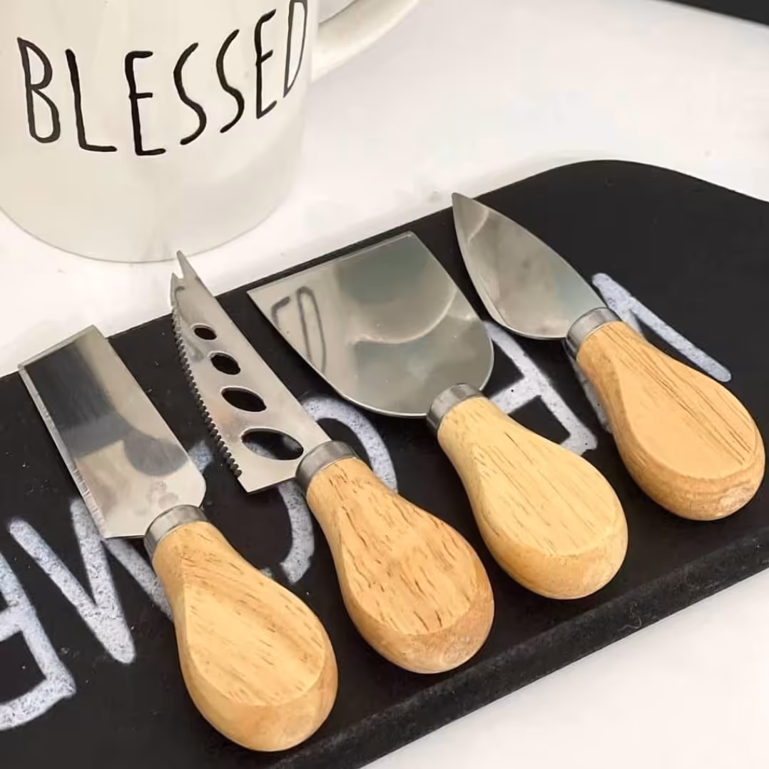 کاردصبحانه خوری دسته چوبی