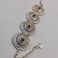 دستبند دستساز زرشکی