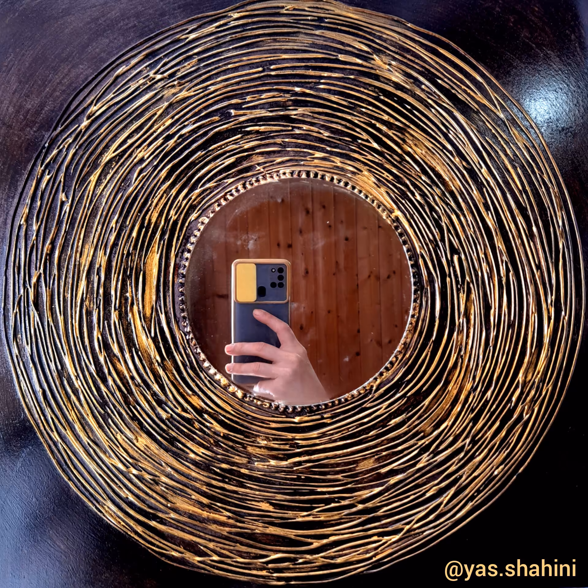 آیینه دکوراتیو برجسته دیواری لاکچری