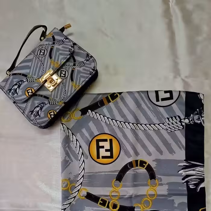 ست  کیف و شال دخترانه .زنانه شیک  کیفیت خوب .قیمت  285000