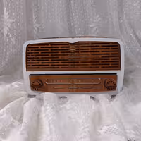 جعبه دستمال کاغذی چوبی طرح رادیو فانتزی کشو دار