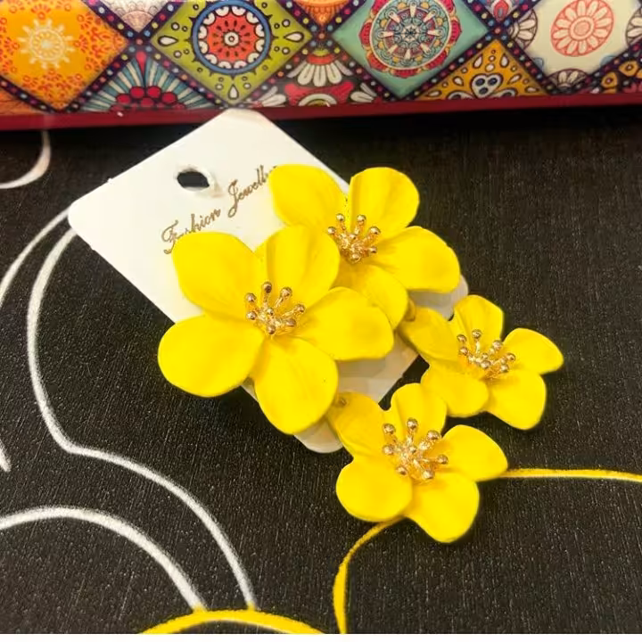 گوشواره گل طرح 4