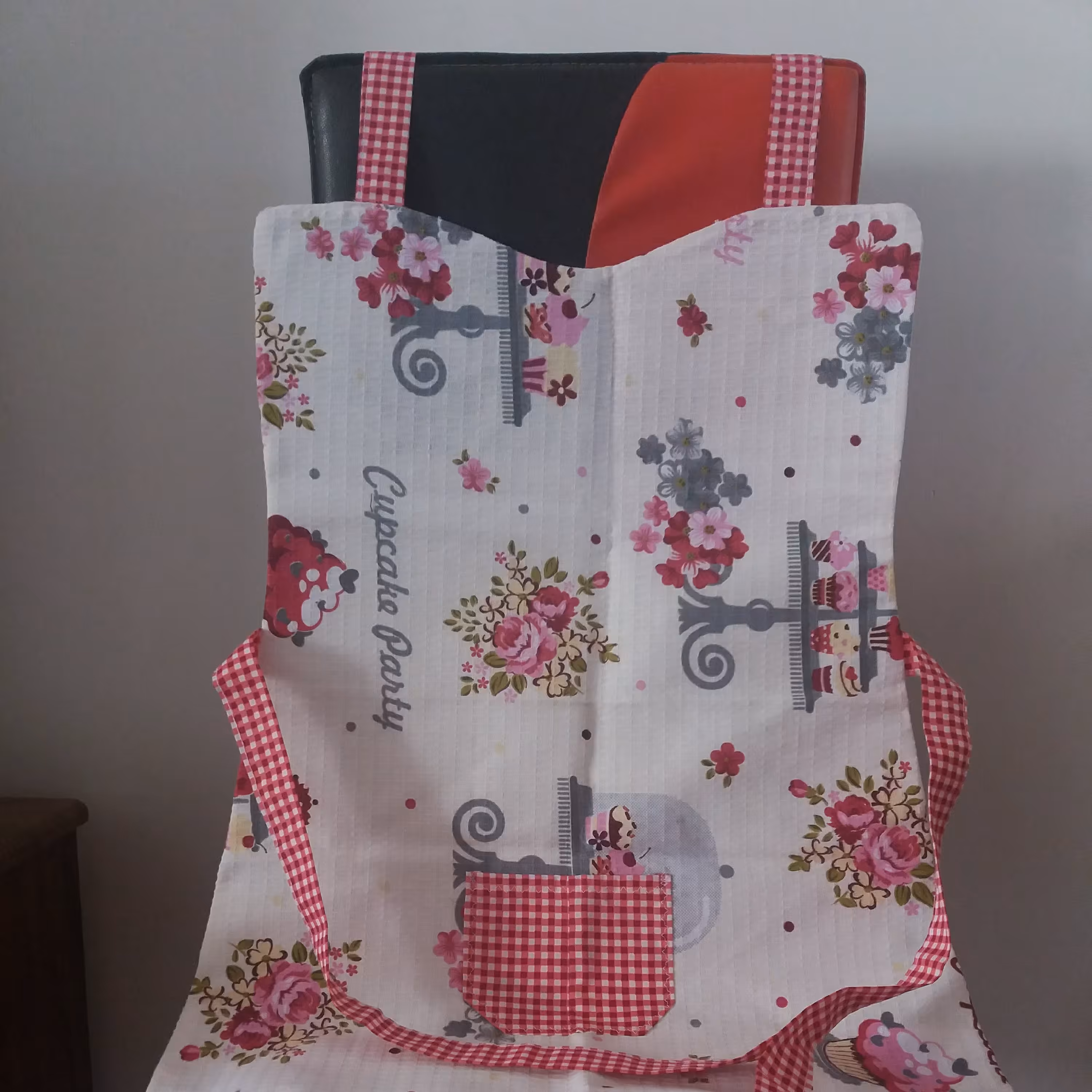 پیشبند. اندازه به دلخواه مشتری