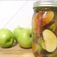 ترشی سیب اعلاء 325گرمی (عرضه اولیه)