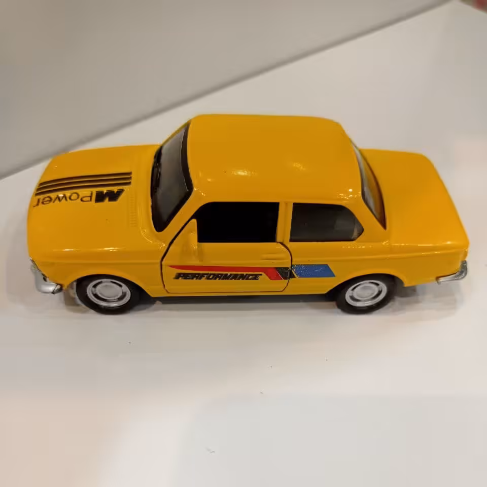 ماکت تاکسی پیکان زرد 