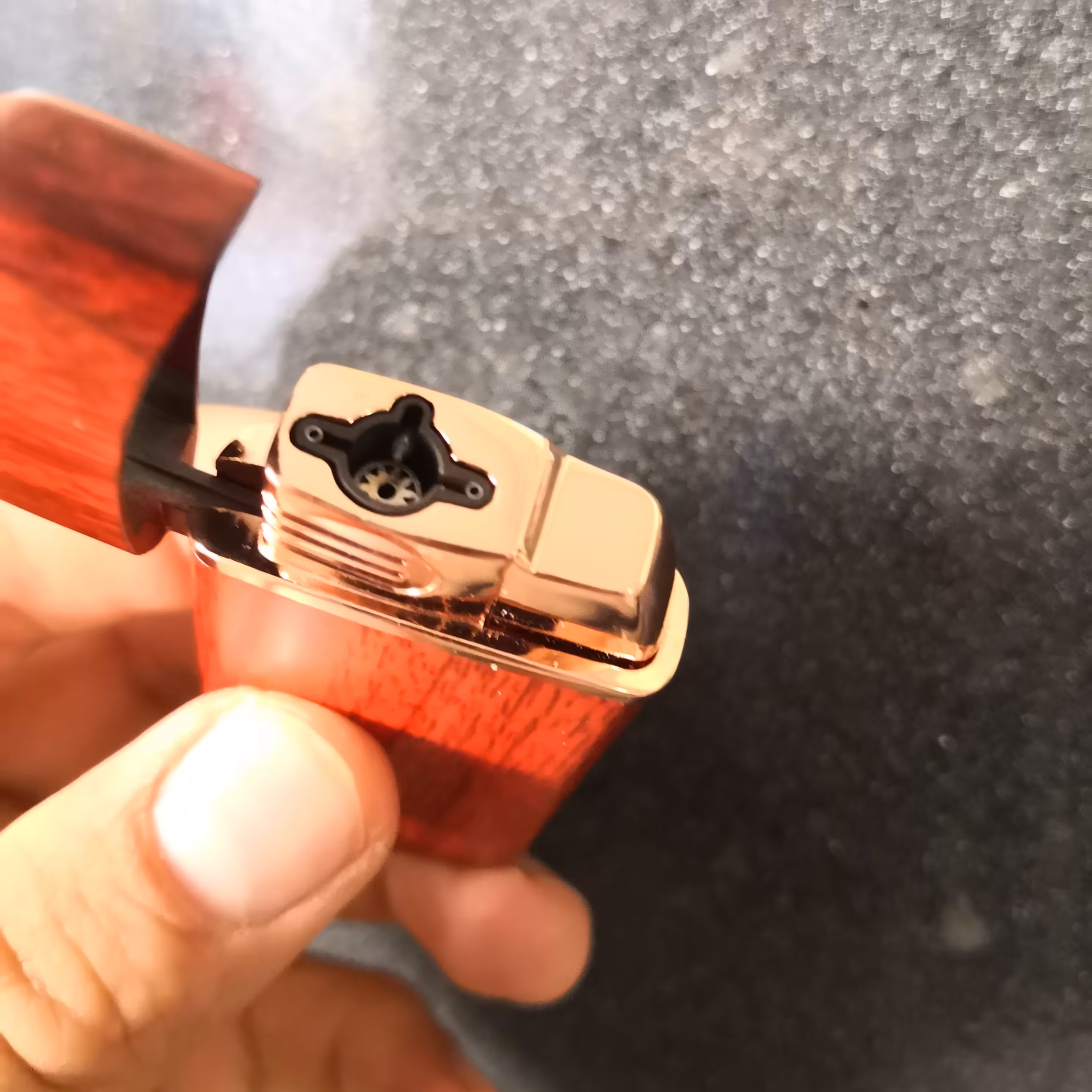 فندک دوحالته دو شعله

اتمی و دو شعله مشعلی 