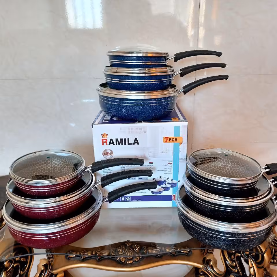 سه تابه لبه چدن زنبوری تک دسته تولید شده در شرکت ظروف نجسب رامیلا تولیدی سه تابه زنبورط در ایران  سه تابه بسیار عالی