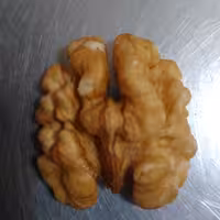 گردوی ارگانیک  مجلسی ایرانی ، دارای خواص بی نظیر  مخصوصا برای کودکان