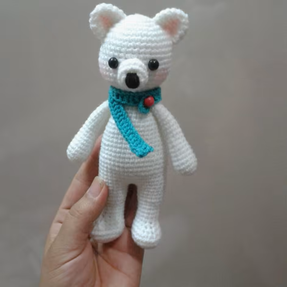 عروسک کاموایی بافتنی خرس مغرور