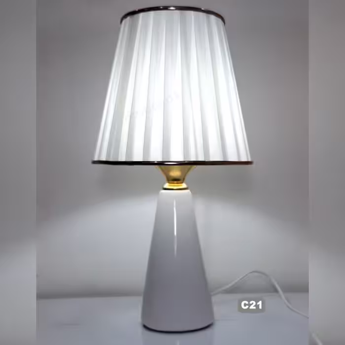 آباژور  رومیزی سرامیک لعاب سفید کوچک کد C21