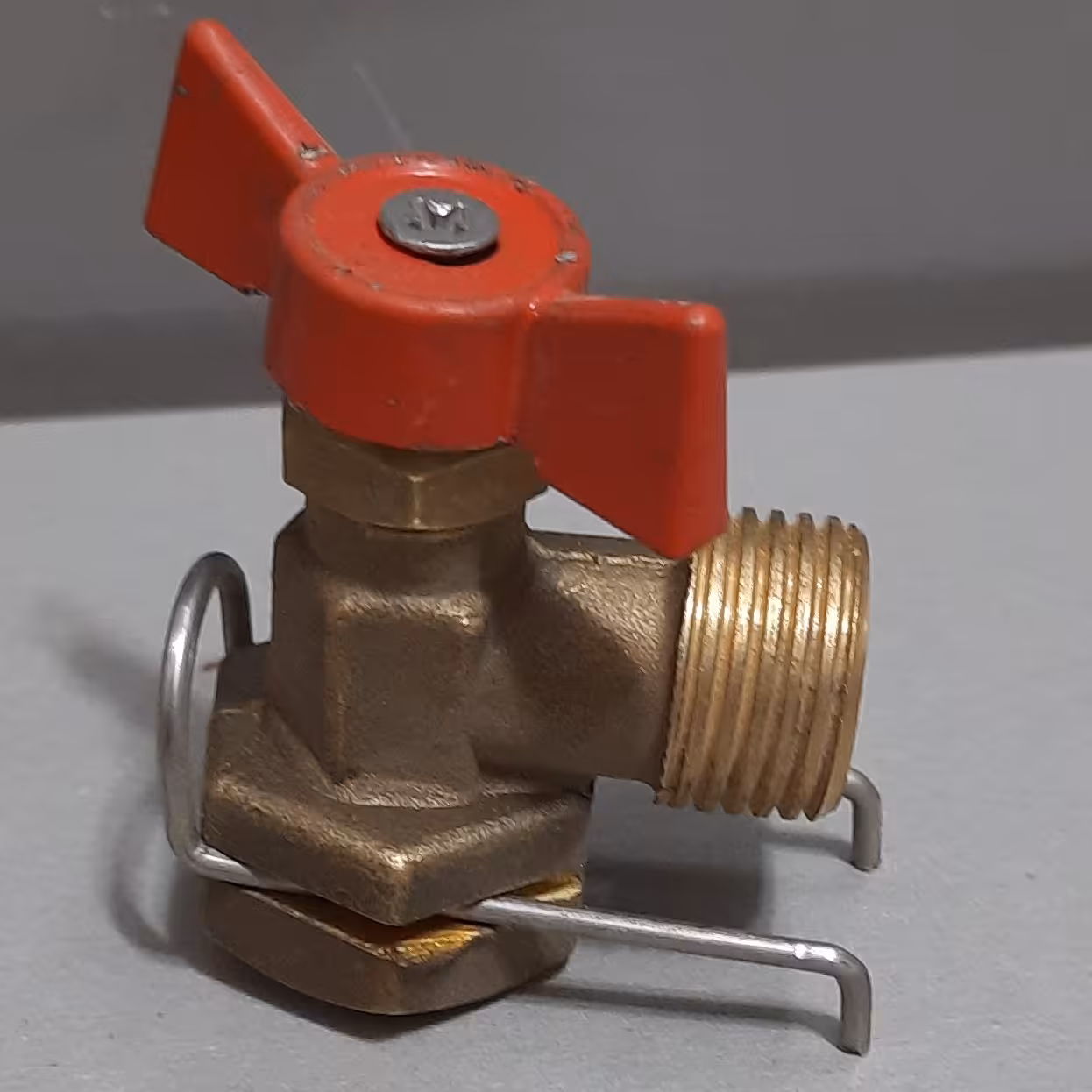 رگولاتور کامپکت فنری تبدیل سیلندر ایران به سیلندر پرسی