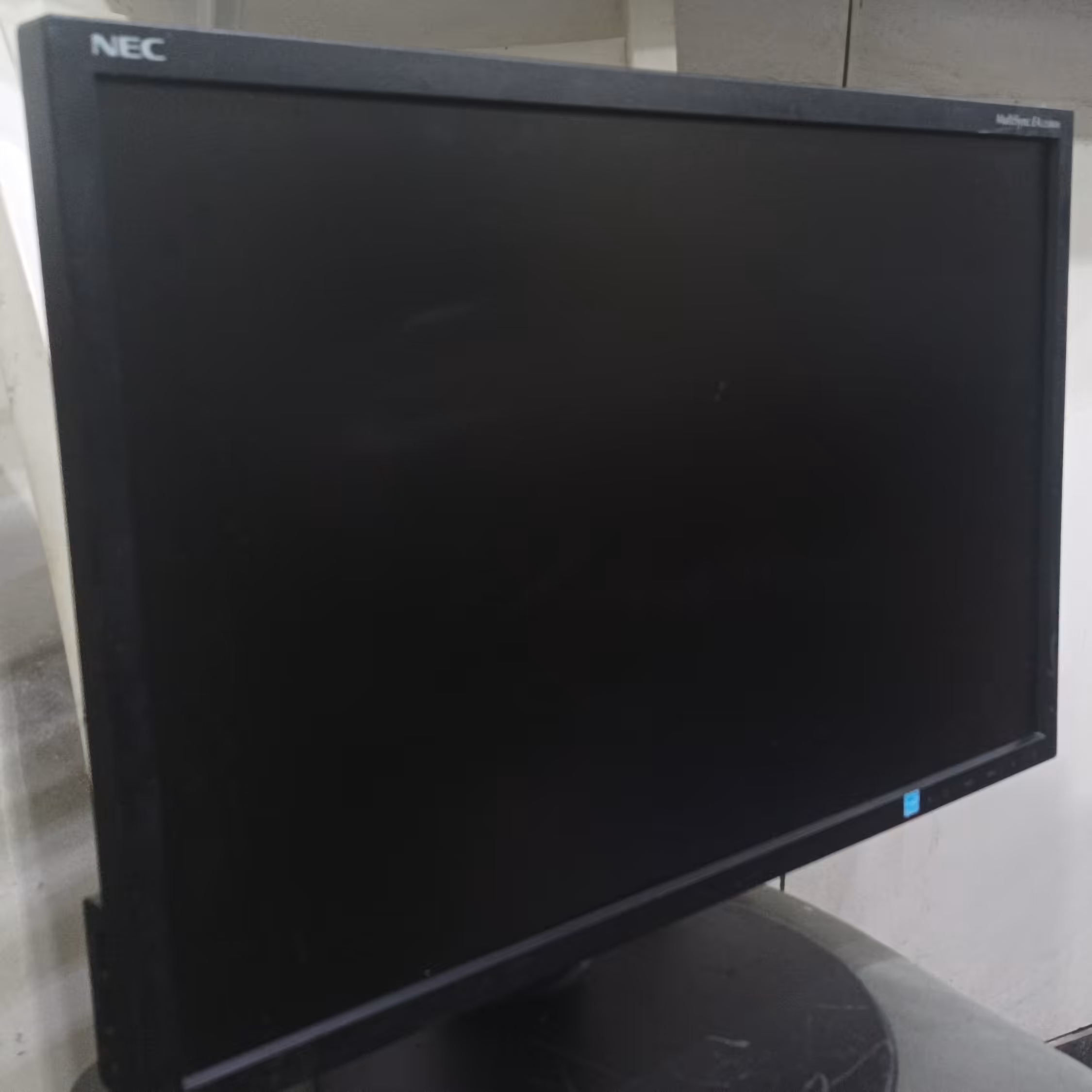 مانیتور 22 اینچ LED