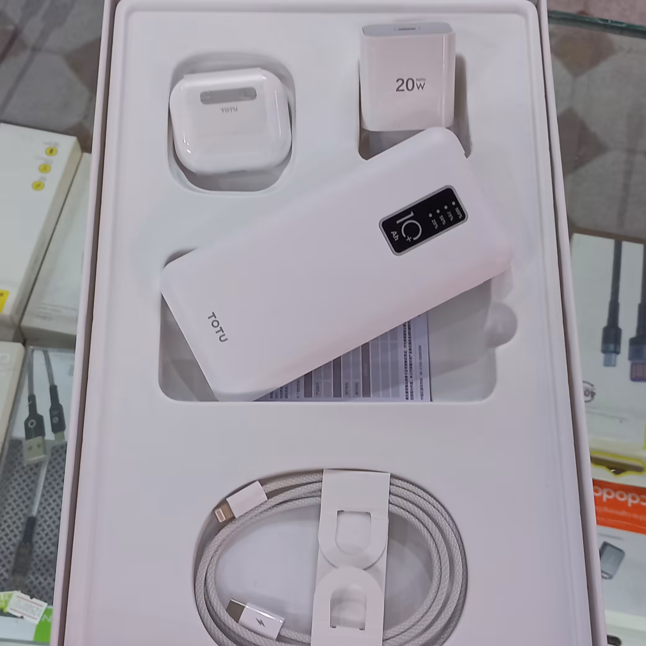 پاوربانک و ایرپاد