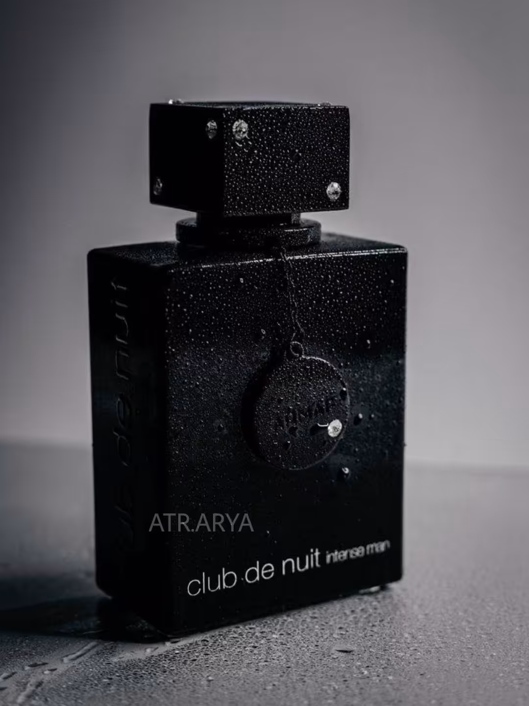 عطر ادکلن آرماف کلاب د نویت اینتنس 105 میل ادوتویلت