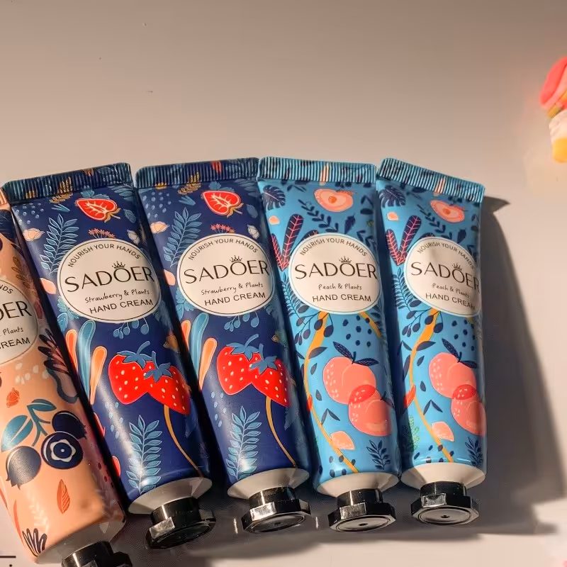 کرم دست میوه ای