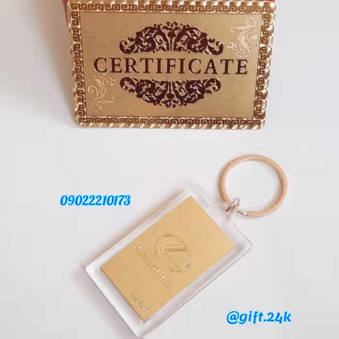 جاسوییچی طلا برند خودروی لکسوس ساخته شده از ورق طلای 24 عیار