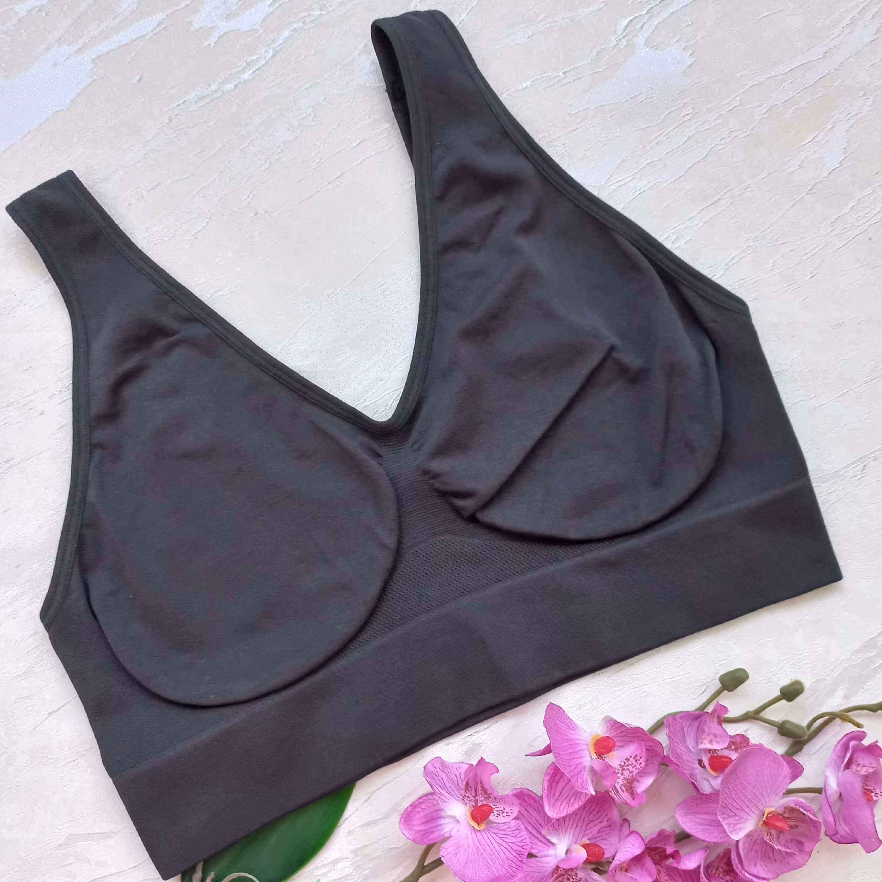 نیمتنه ورزشی پلی استر استرج  گنی کشی مشکی برند اروپایی وارداتی سایز 2XL