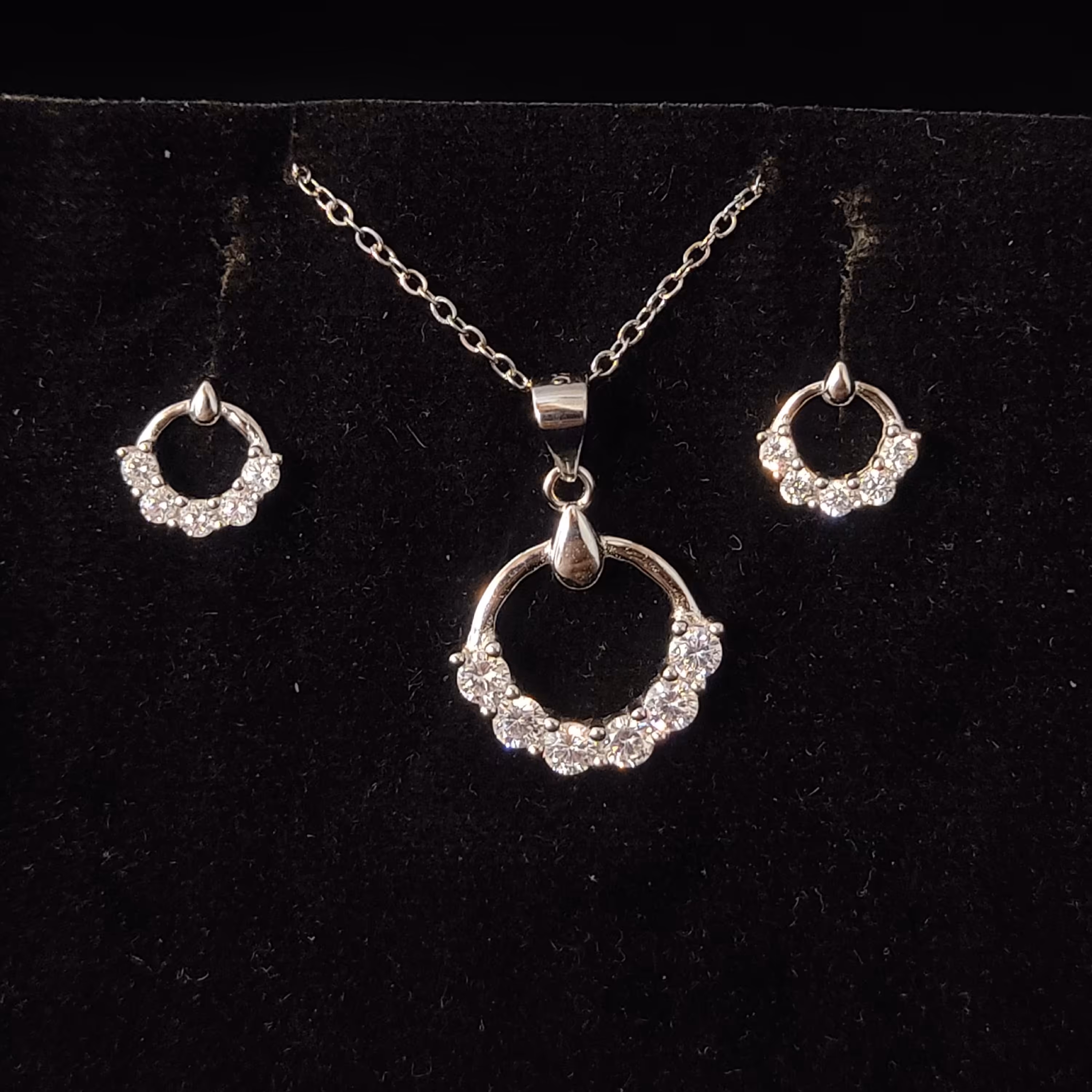 نیم ست نقره خارجی مدل دایره نگین دار