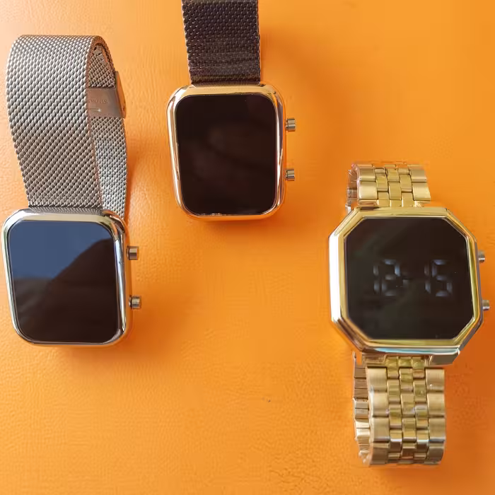 ساعت ال ای دی بند استیل درجه یک و باکیفیت قفل کلیپسی