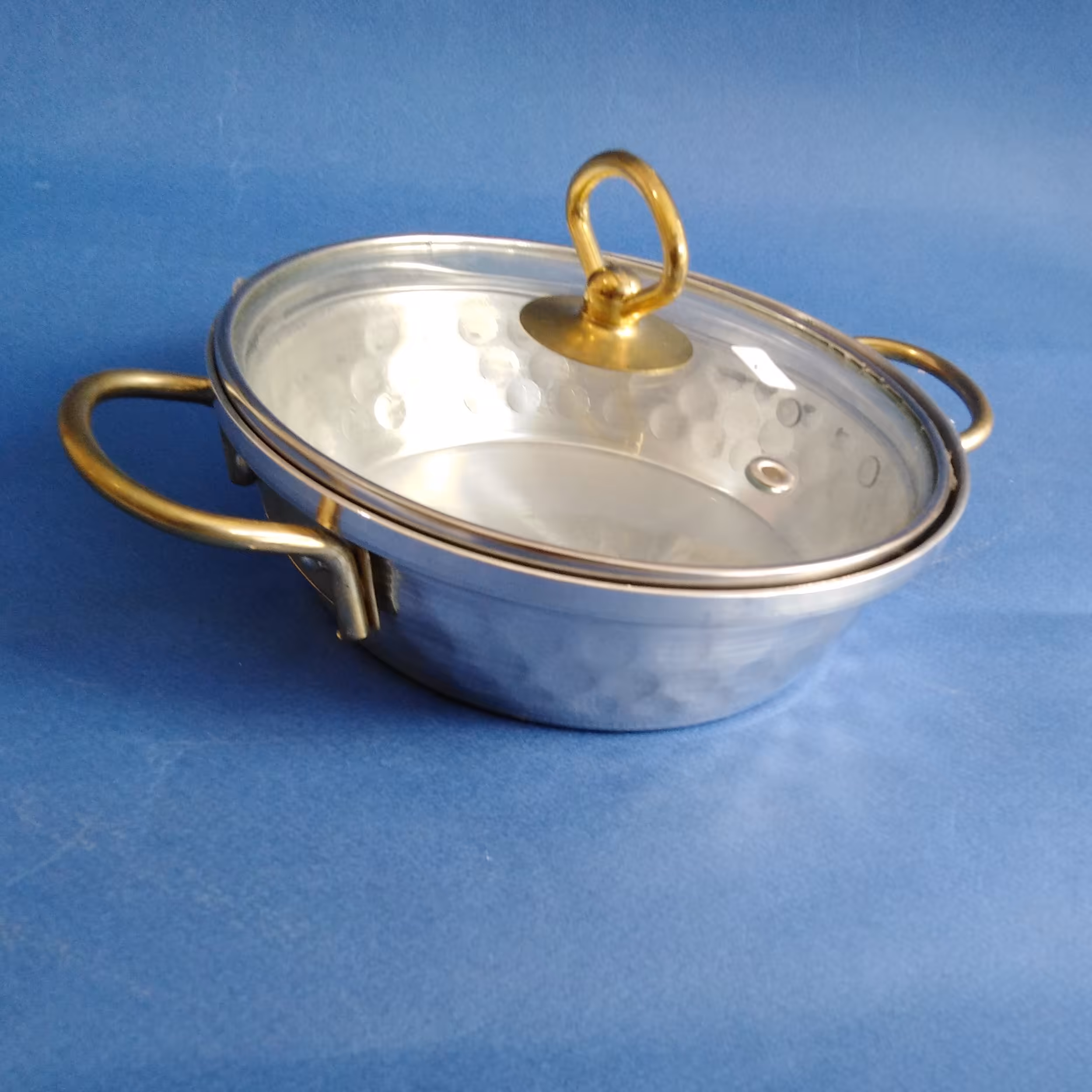 تابه چکشی سایز سایز 16 با درب و گبه طلایی