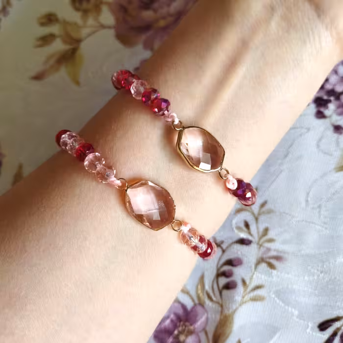 دستبند کریستال صورتی